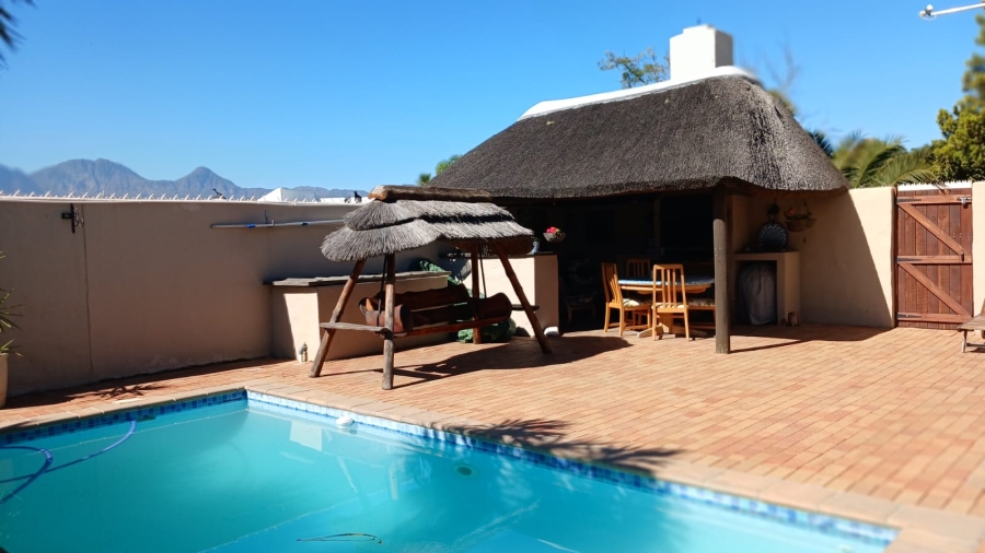 To Let 1 Bedroom Property for Rent in Goedehoop Western Cape